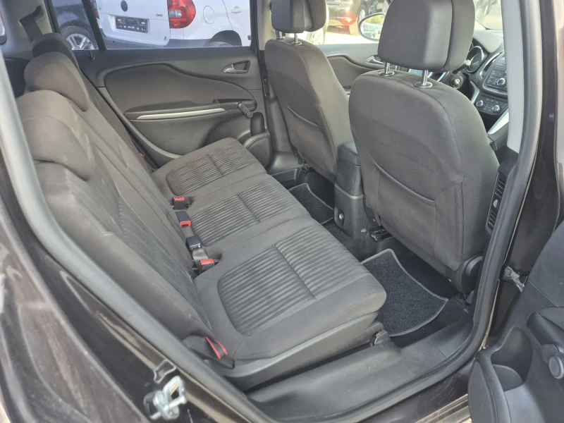 Opel Zafira 2.0, снимка 12 - Автомобили и джипове - 52280712