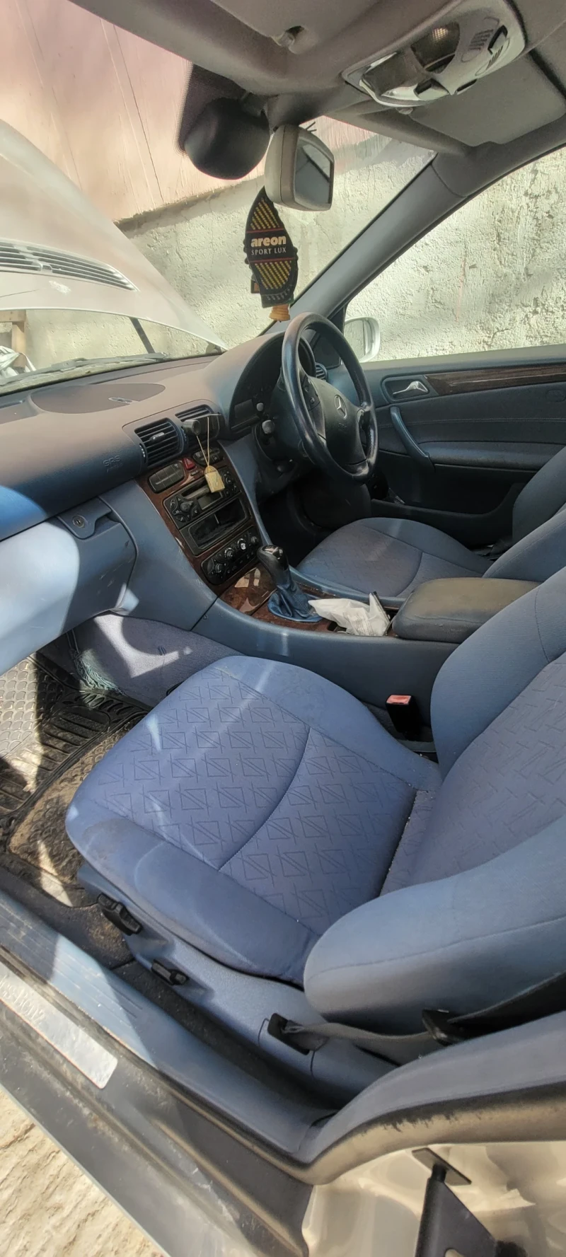 Mercedes-Benz 220, снимка 7 - Автомобили и джипове - 52706688