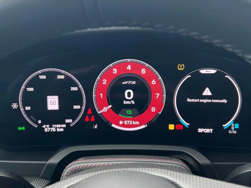 Porsche 911 * Targa 4 GTS * CARFAX * БЕЗ ПЪРВОНАЧАЛНА ВНОСКА, снимка 8 - Автомобили и джипове - 52891086