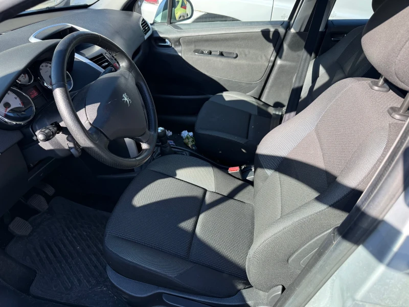 Peugeot 207 1.6i* * БЕНЗИН* * , снимка 6 - Автомобили и джипове - 53079019