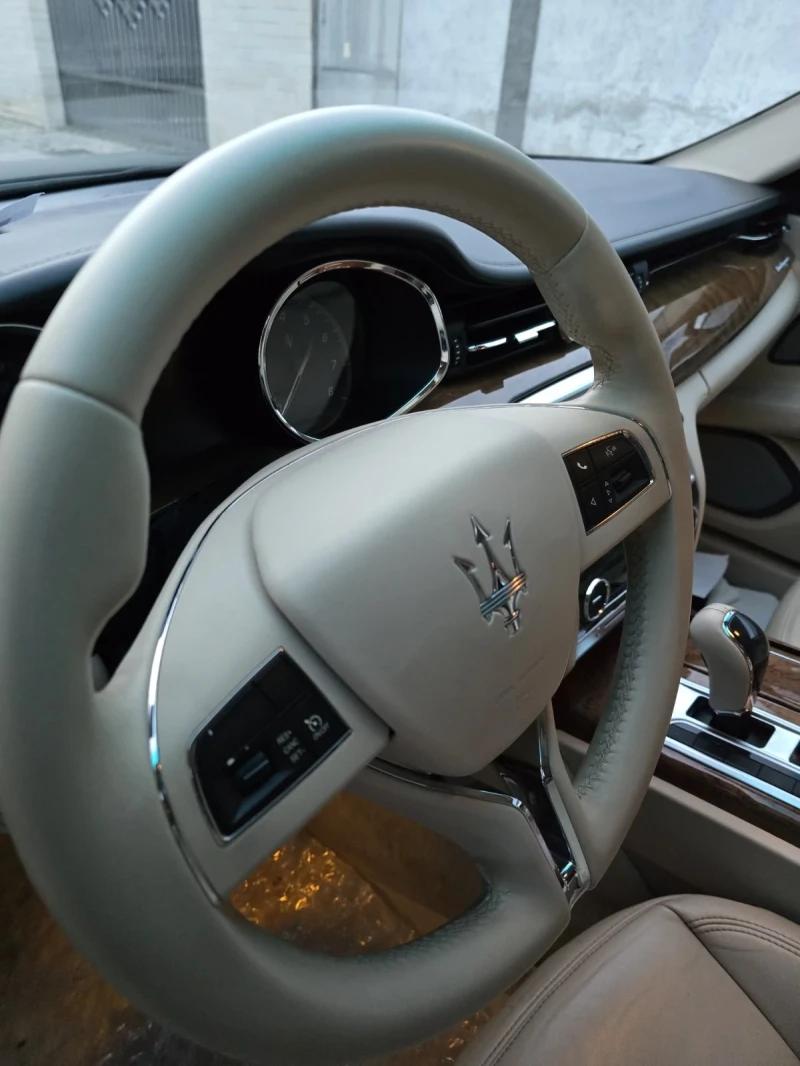 Maserati Quattroporte 3.0 V6 4x4 Bi-Turbo, снимка 5 - Автомобили и джипове - 53102821