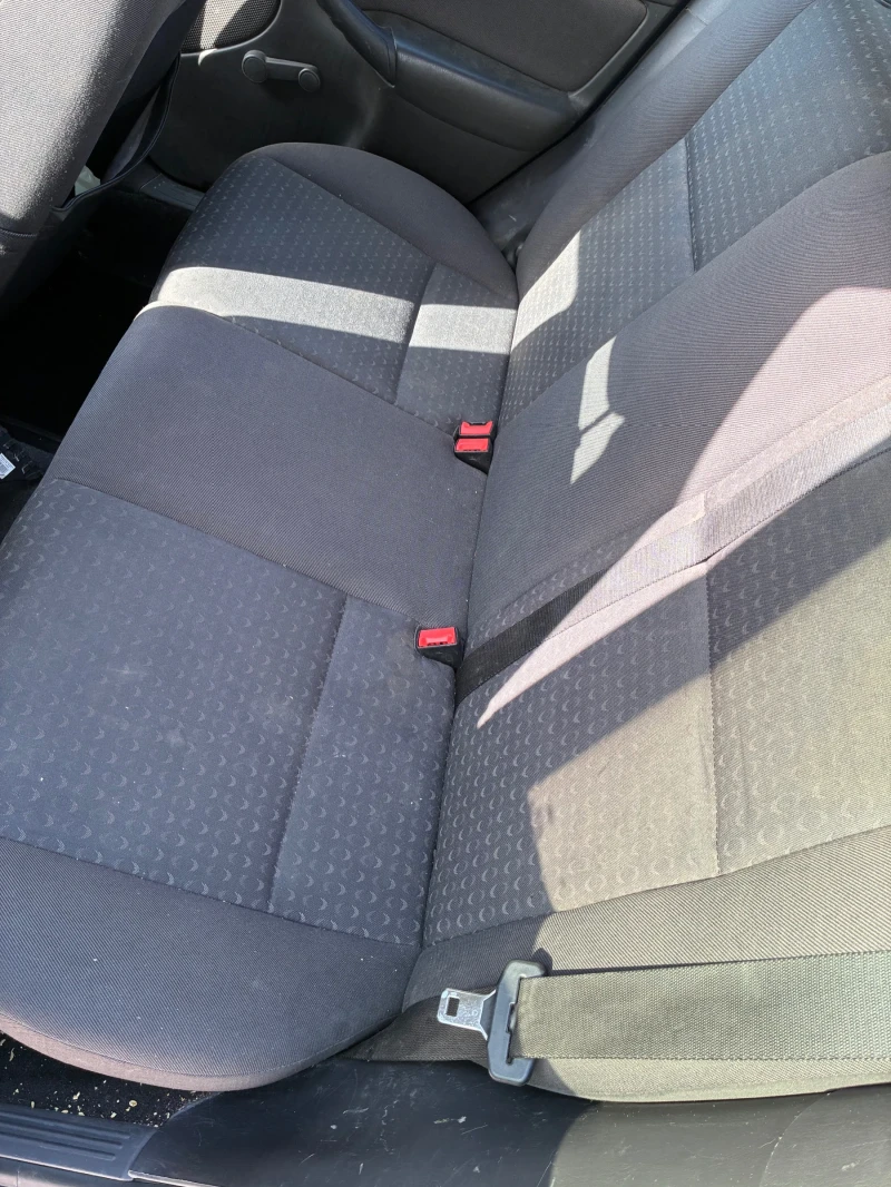 Ford Focus 1.6/100, снимка 10 - Автомобили и джипове - 53139320