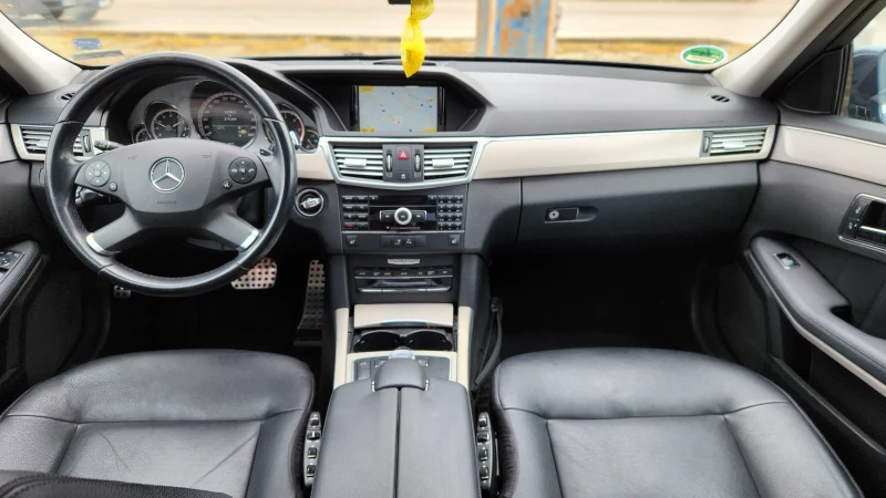 Mercedes-Benz E 350 КАТО НОВА, снимка 9 - Автомобили и джипове - 53303538