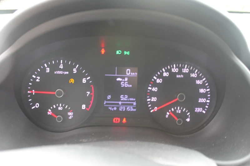 Kia Rio 123000км.НОВ ВНОС, ИТАЛИЯ, evro 6 B, снимка 13 - Автомобили и джипове - 53521270