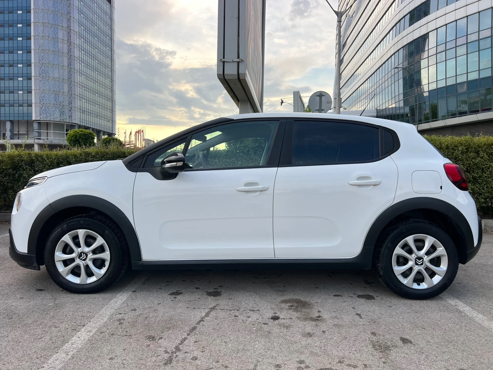 Citroen C3 1.2i* НОВ - изображение 4