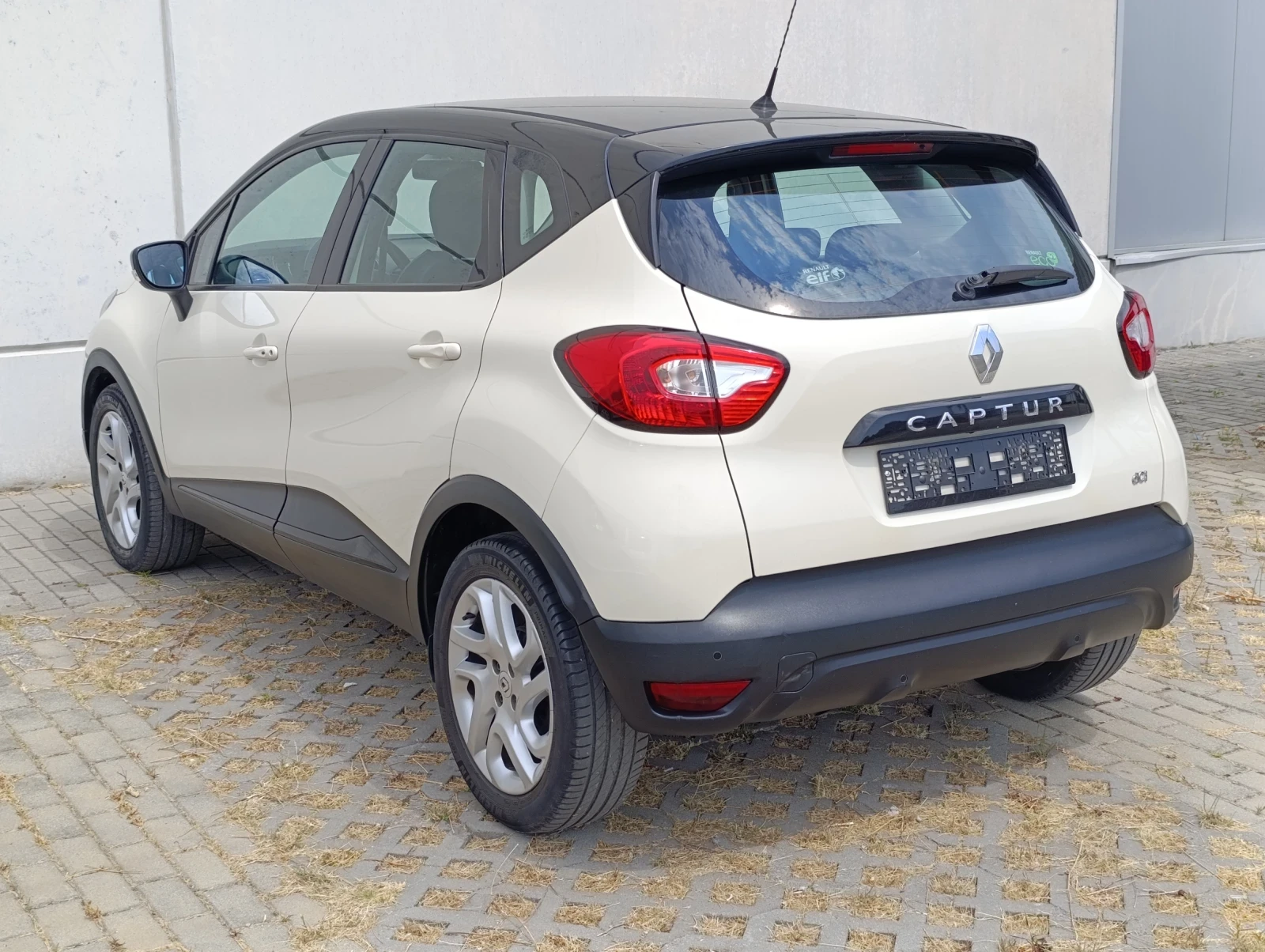 Renault Captur AUTOMATIC - изображение 6