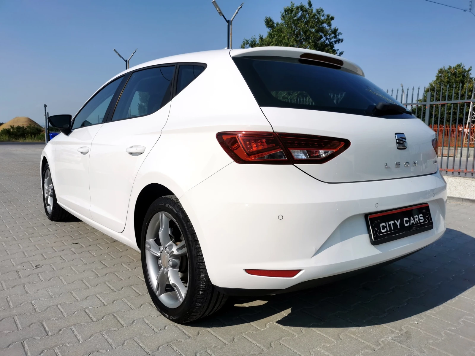 Seat Leon 1.4 TGI - изображение 7