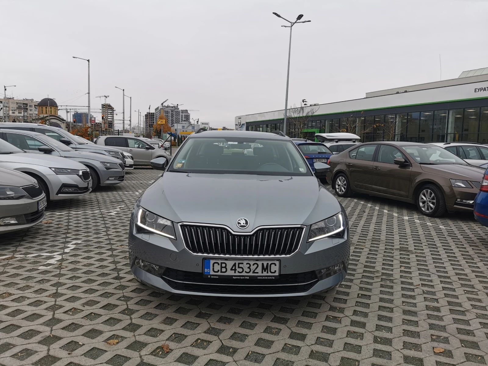 Skoda Superb  - изображение 2
