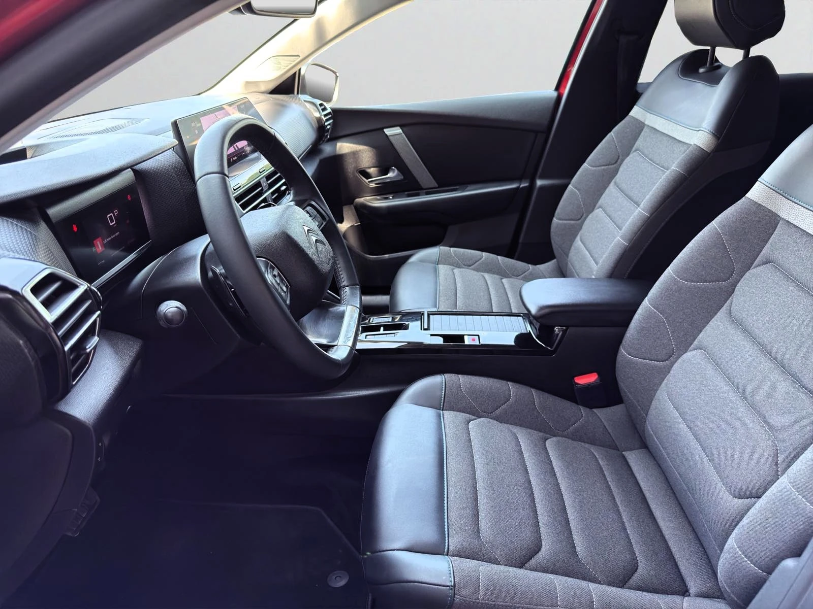 Citroen C4 FEEL PACK PureTech 130 S&S  Гаранция до 11.2028 г. - изображение 10