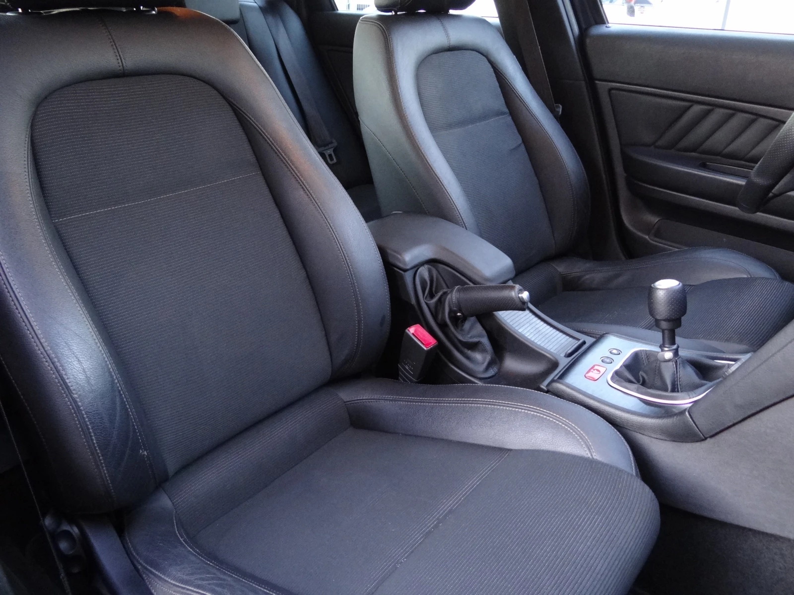 Alfa Romeo 159 sportwagon 2.0 JTDm - 136k.c. / Distinctive / Koja /Euro-5A/  | Mobile.bg   11