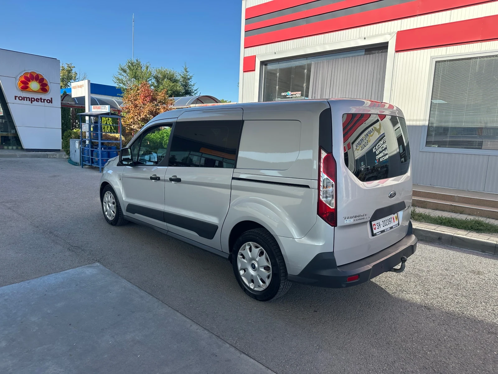 Ford Connect Transit 1.5TDCI  MAXI Автоматик - изображение 4