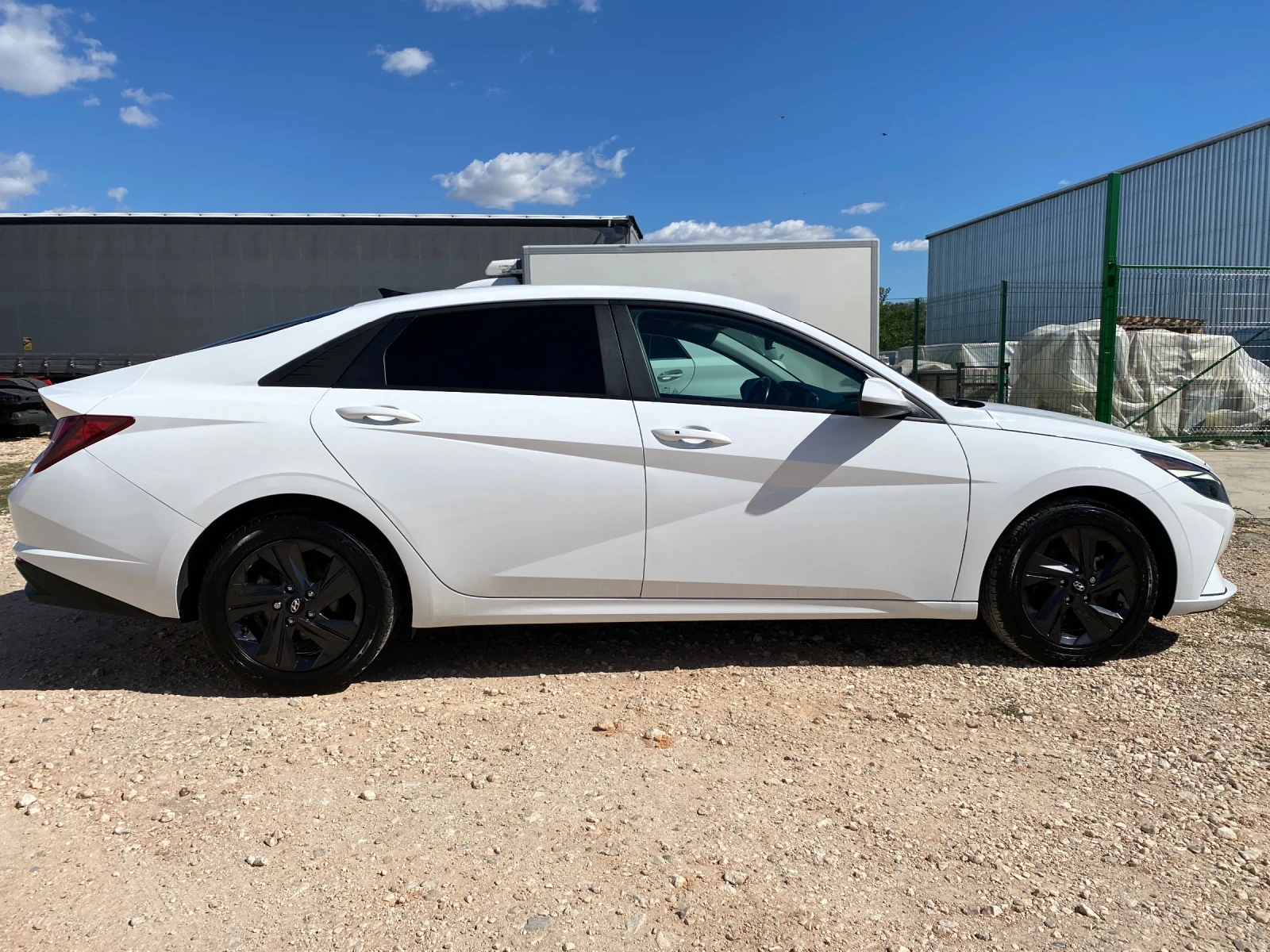 Hyundai Elantra 2.0 БЕНЗИН, Подгряване, Keyless GO, 8 ск. автомат - изображение 6