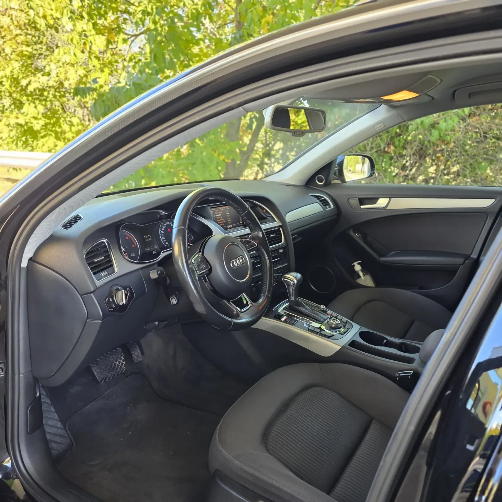 Audi A4 2.0TDI/B&O/Navi/Реални Км/Като Нова - изображение 10