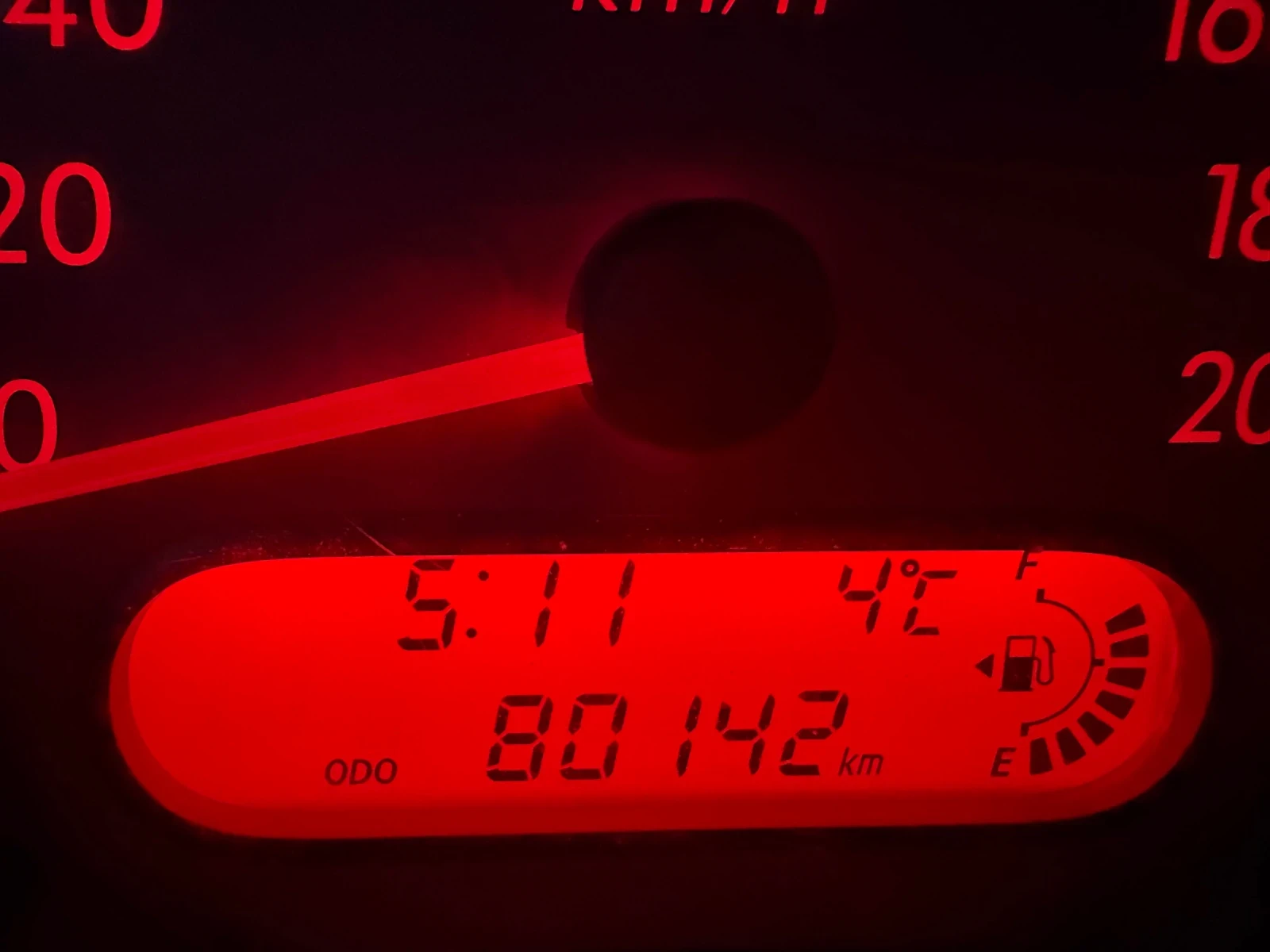 Suzuki Splash 1.0i-Първи собственик НОВА-80000км. - изображение 9