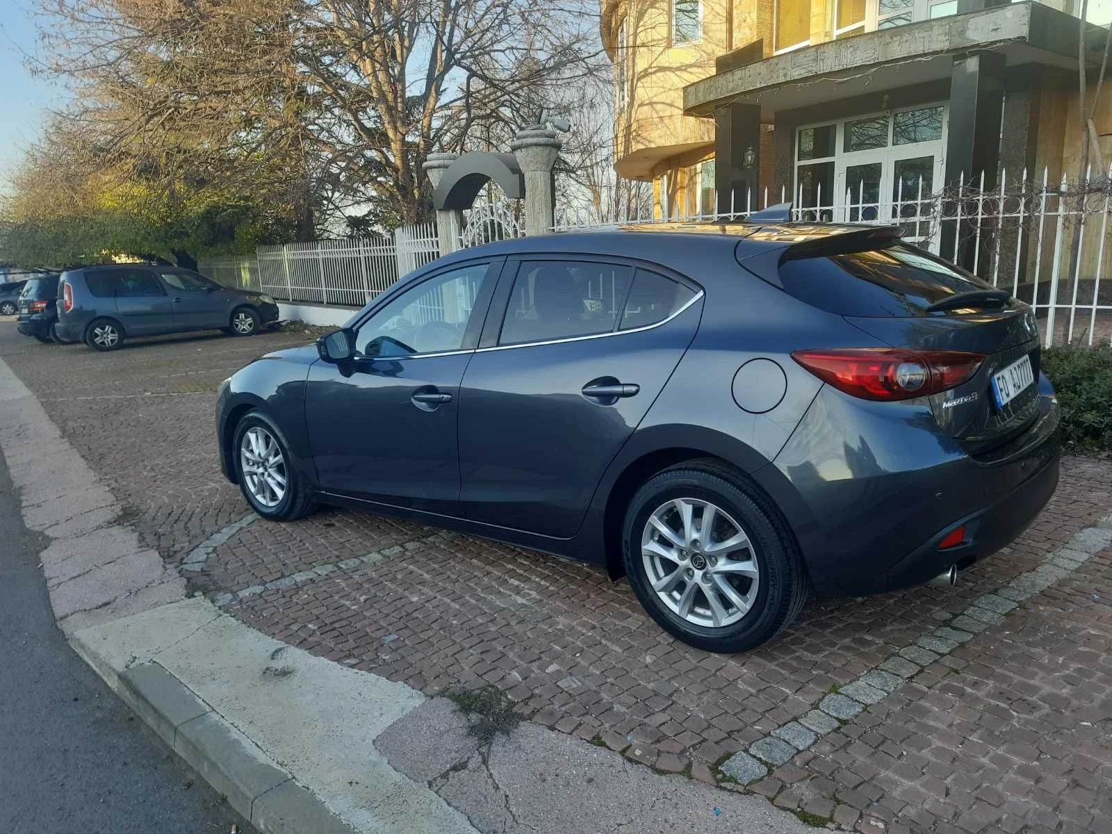 Mazda 3 2.2 D | Mobile.bg � ����������� 3