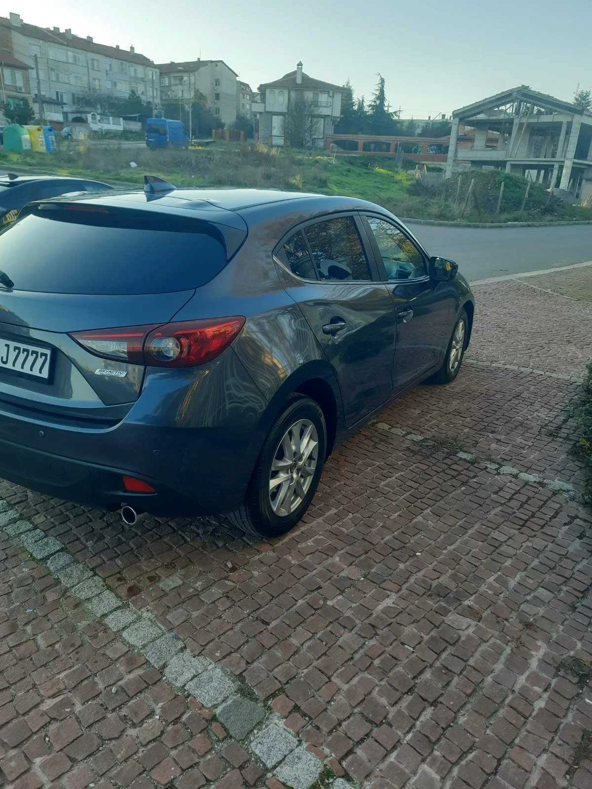 Mazda 3 2.2 D | Mobile.bg � ����������� 5