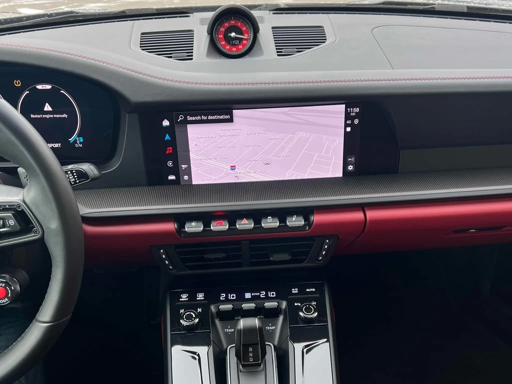 Porsche 911 * Targa 4 GTS * CARFAX * БЕЗ ПЪРВОНАЧАЛНА ВНОСКА - изображение 9