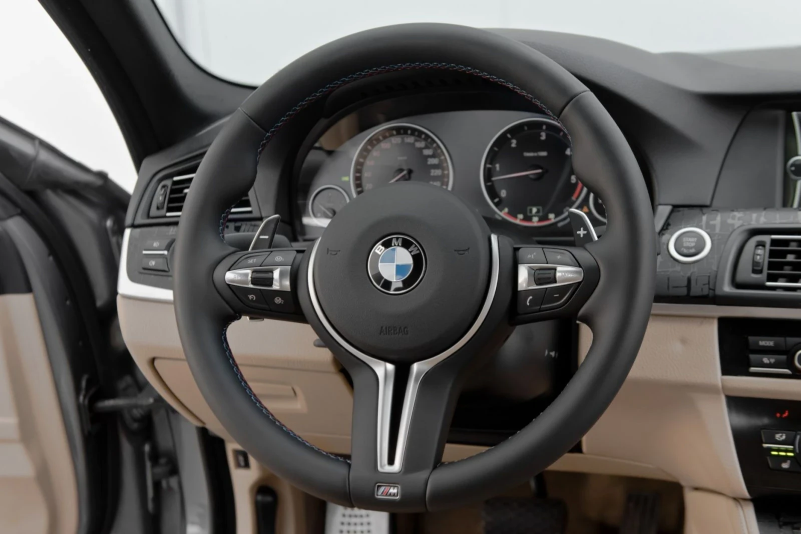 BMW 530 M-performance , снимка 14 - Автомобили и джипове - 53980362