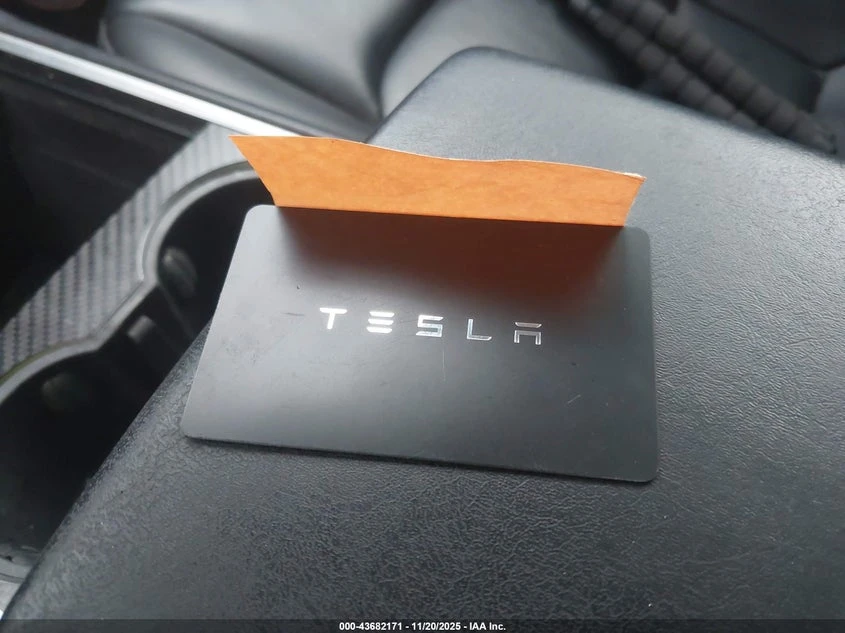 Tesla Model 3 Standard Range Plus RWD * CARFAX*  | Mobile.bg � ����������� 11