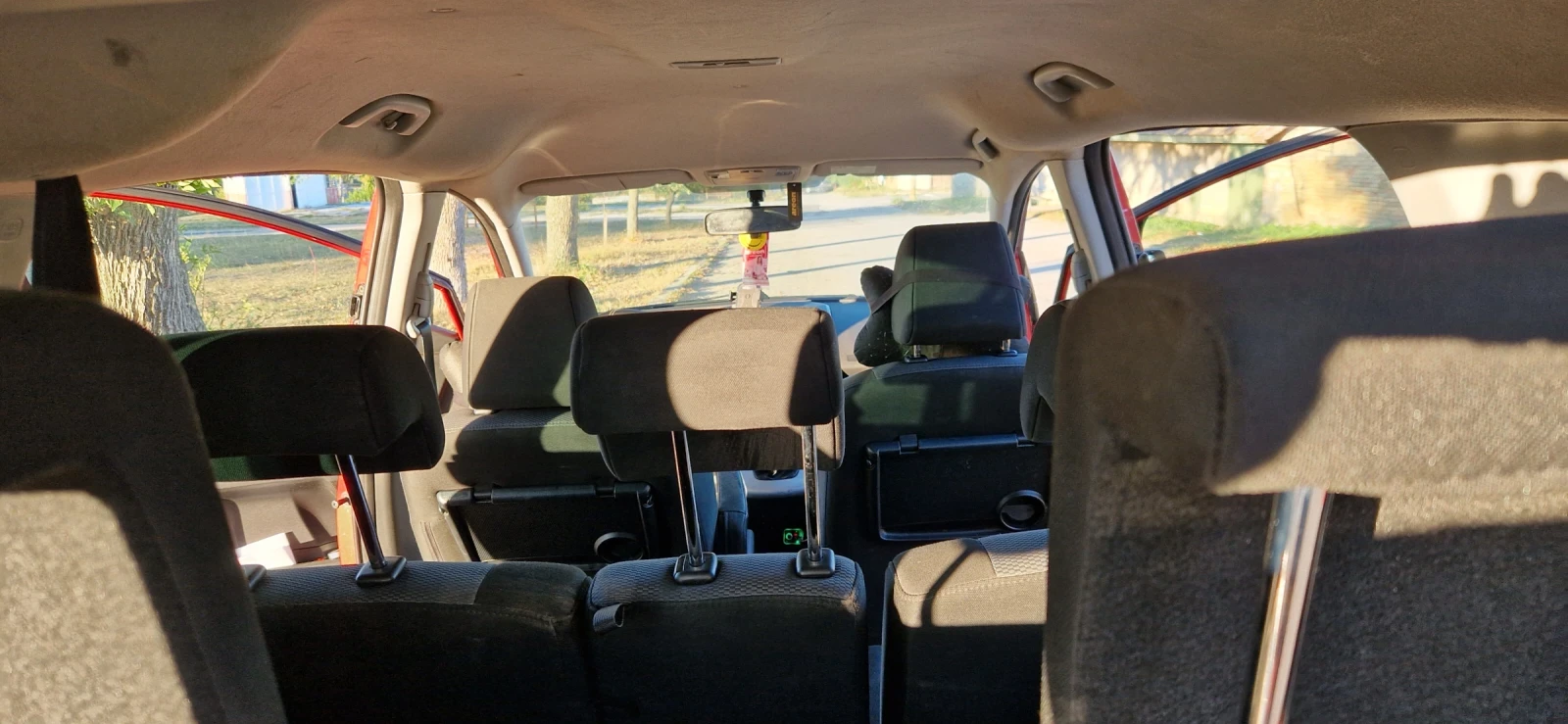 Mazda 5, снимка 9 - Автомобили и джипове - 55559574
