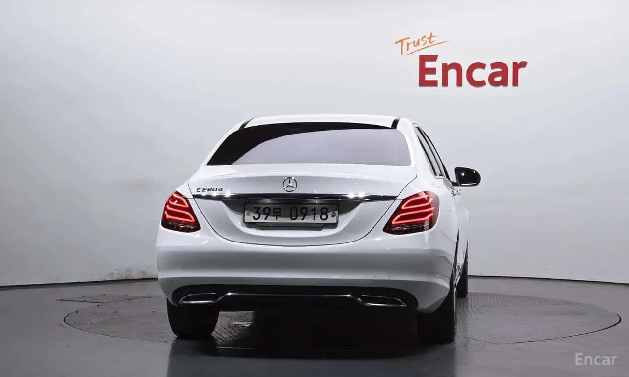 Mercedes-Benz C 220 * C220 d Avantgarde * ЦЕНА ДО БГ, снимка 4 - Автомобили и джипове - 55627582