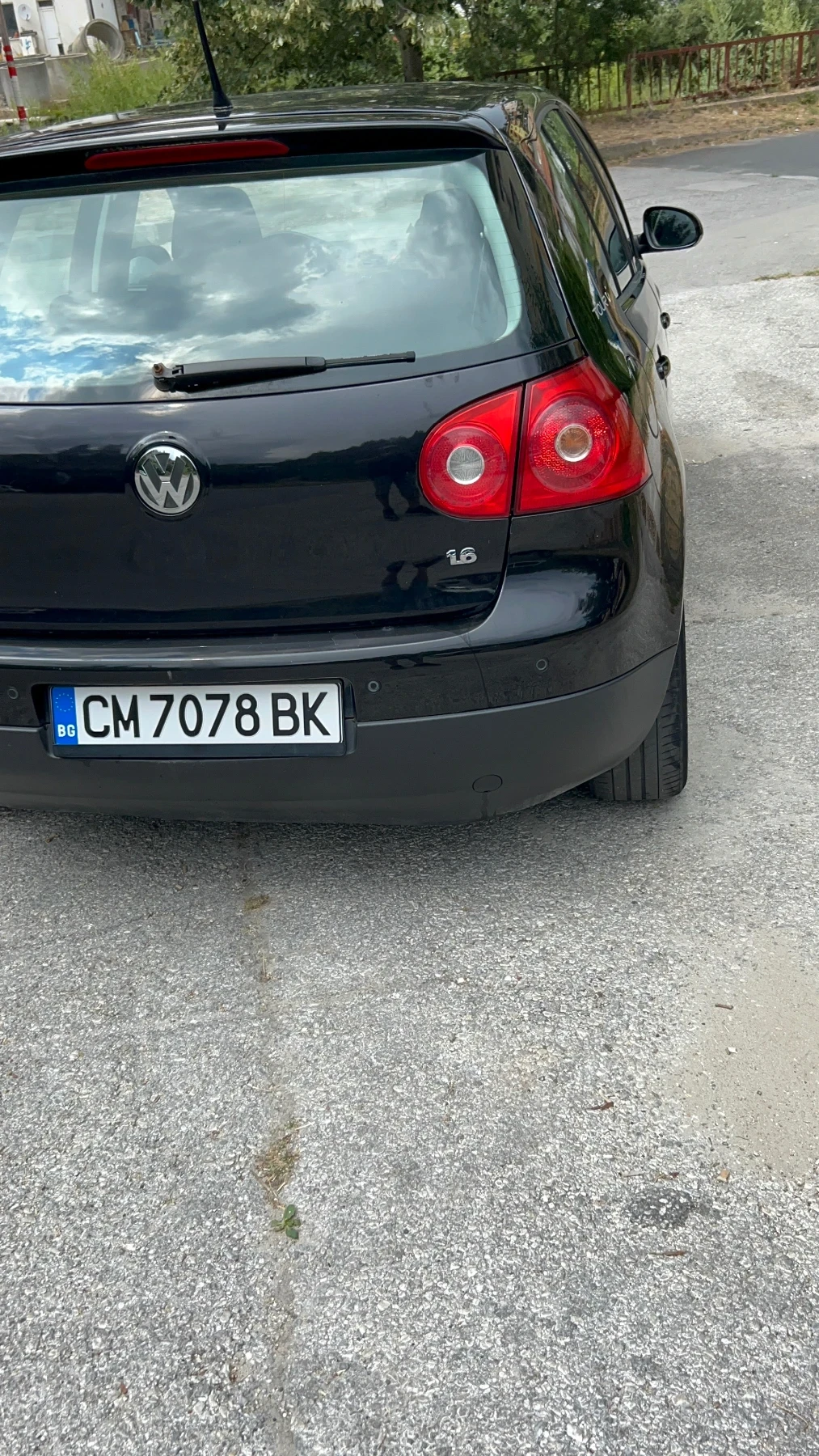 VW Golf 5, снимка 7 - Автомобили и джипове - 55710295
