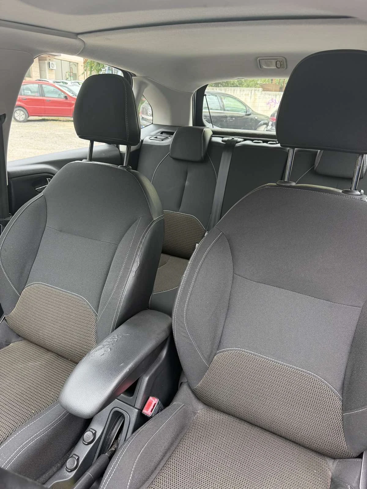 Citroen C3, снимка 4 - Автомобили и джипове - 56280803