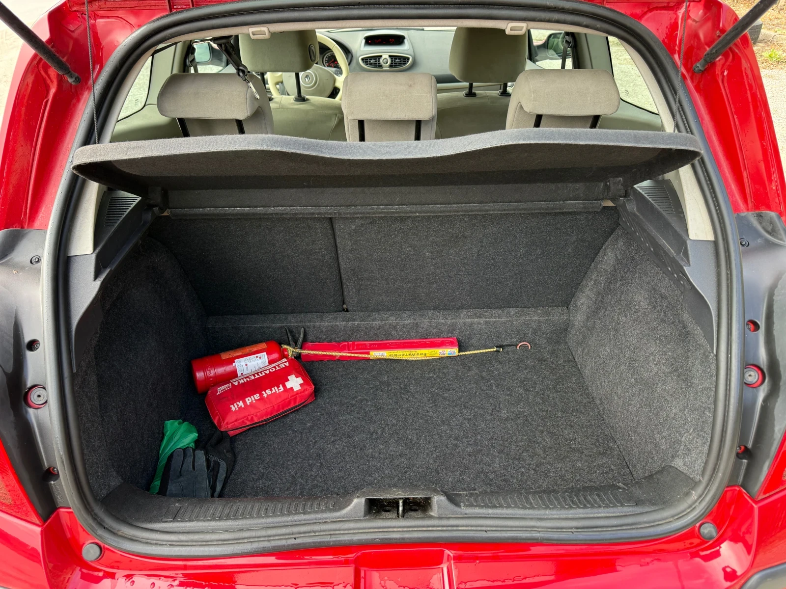 Renault Clio, снимка 10 - Автомобили и джипове - 56523262