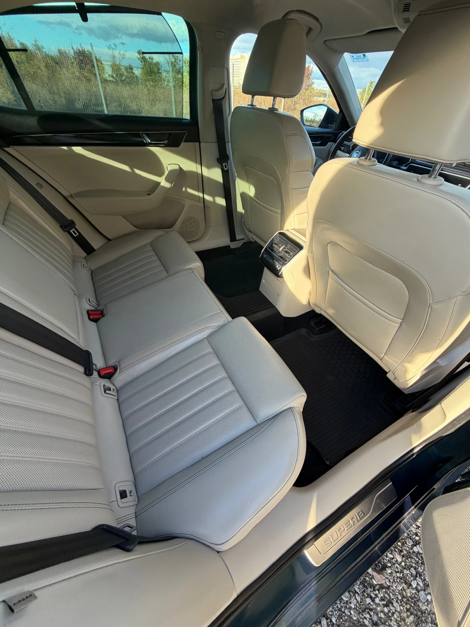 Skoda Superb, снимка 7 - Автомобили и джипове - 56544127