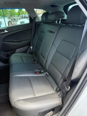 Hyundai Tucson 2.0CRDI 185к.с Швейцария 122500км.4WD, снимка 11