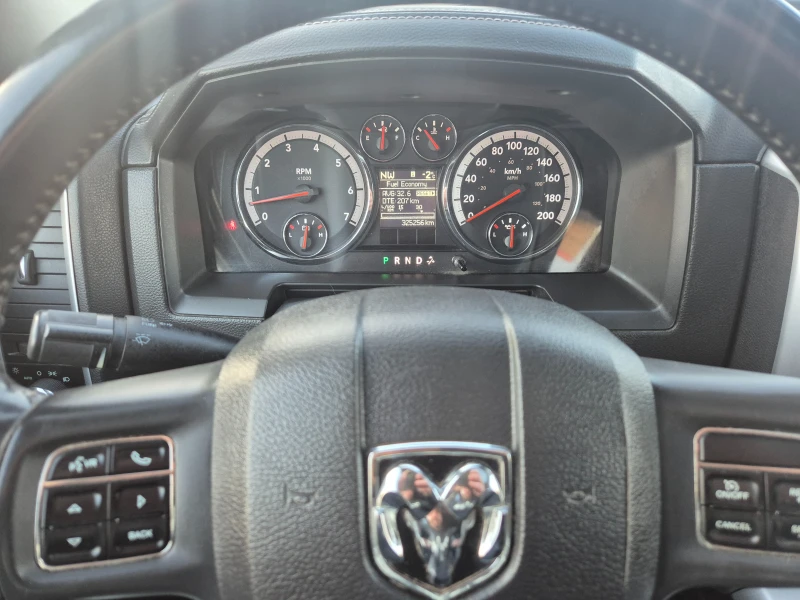 Dodge RAM 1500, снимка 12 - Автомобили и джипове - 49087680