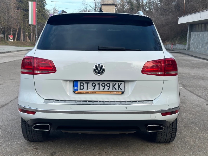 VW Touareg 3.0TDI* V6* FaceLift, снимка 4 - Автомобили и джипове - 49593535