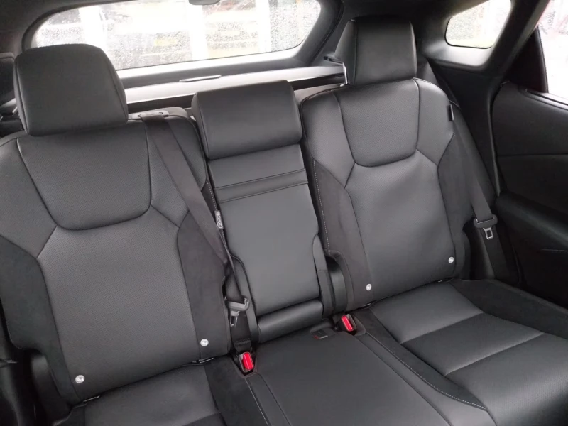 Lexus RX 500h НОВ!/F-SPORT/371HP/4x4/PERF/MARKLEV./PANO/360/112d, снимка 10 - Автомобили и джипове - 51096891