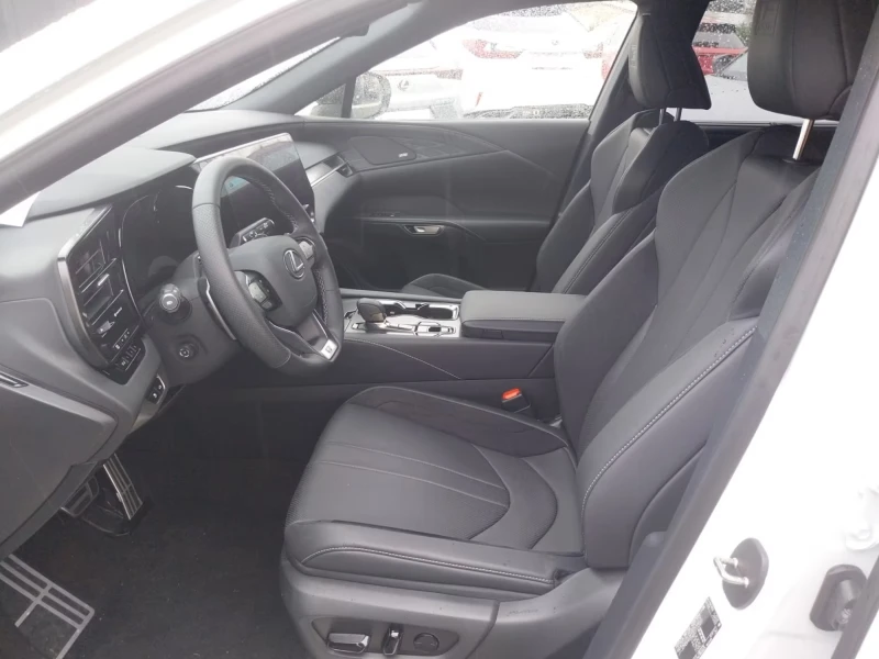 Lexus RX 500h НОВ!/F-SPORT/371HP/4x4/PERF/MARKLEV./PANO/360/112d, снимка 9 - Автомобили и джипове - 51096891