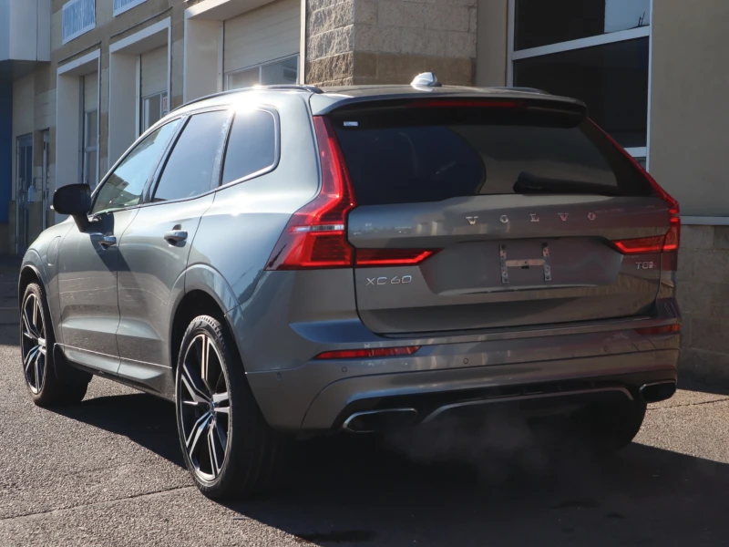Volvo XC60 Hybrid Plug-in T8 R-Design eAWD, снимка 6 - Автомобили и джипове - 52258726