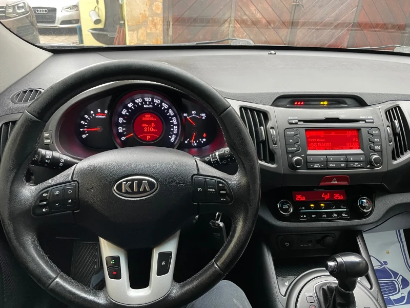 Kia Sportage 2.0CRDI* 4x4* auto* , снимка 16 - Автомобили и джипове - 53003701