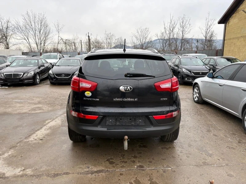 Kia Sportage 2.0 crdi 4X4 автомат, снимка 6 - Автомобили и джипове - 53066222