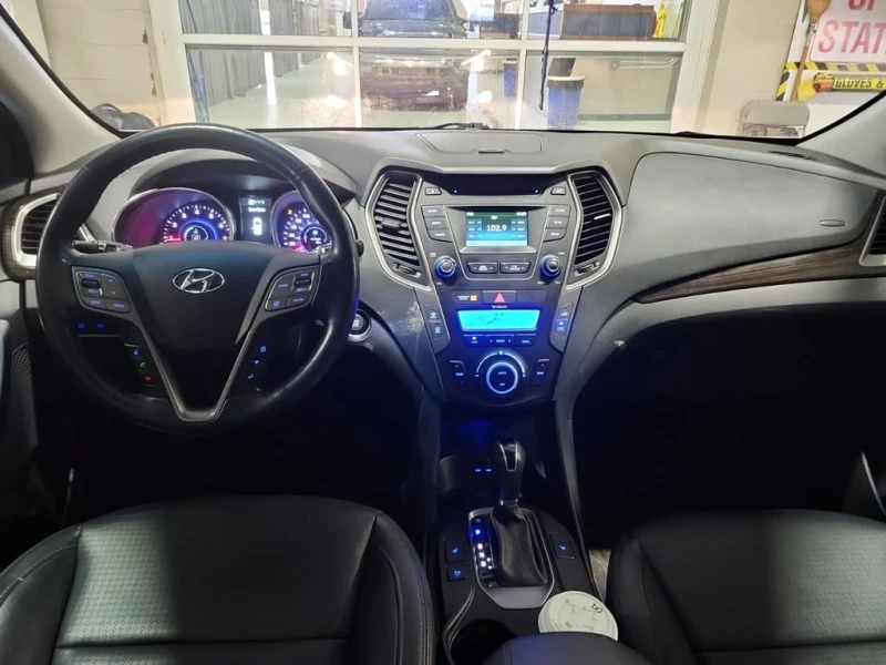 Hyundai Santa fe * SE ADVENTURE EDITION * CARFAX * БЕЗ ПЪРВОНАЧАЛНА, снимка 10 - Автомобили и джипове - 53230862