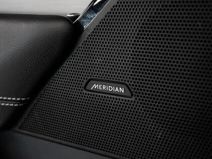 Land Rover Range Rover Velar P300 R-Dynamic SE AWD | Mobile.bg   16