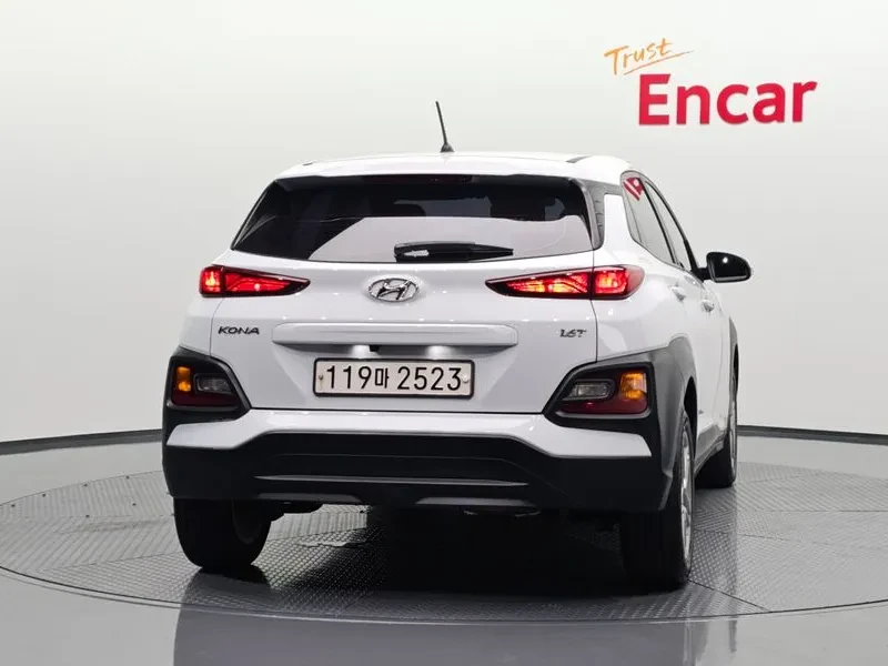 Hyundai Kona 1.6 - САМО 30% АВАНС, снимка 3 - Автомобили и джипове - 56305153
