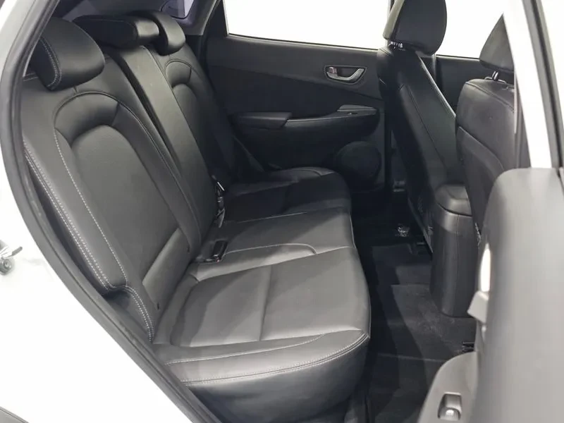 Hyundai Kona 1.6 - САМО 30% АВАНС, снимка 10 - Автомобили и джипове - 56305153