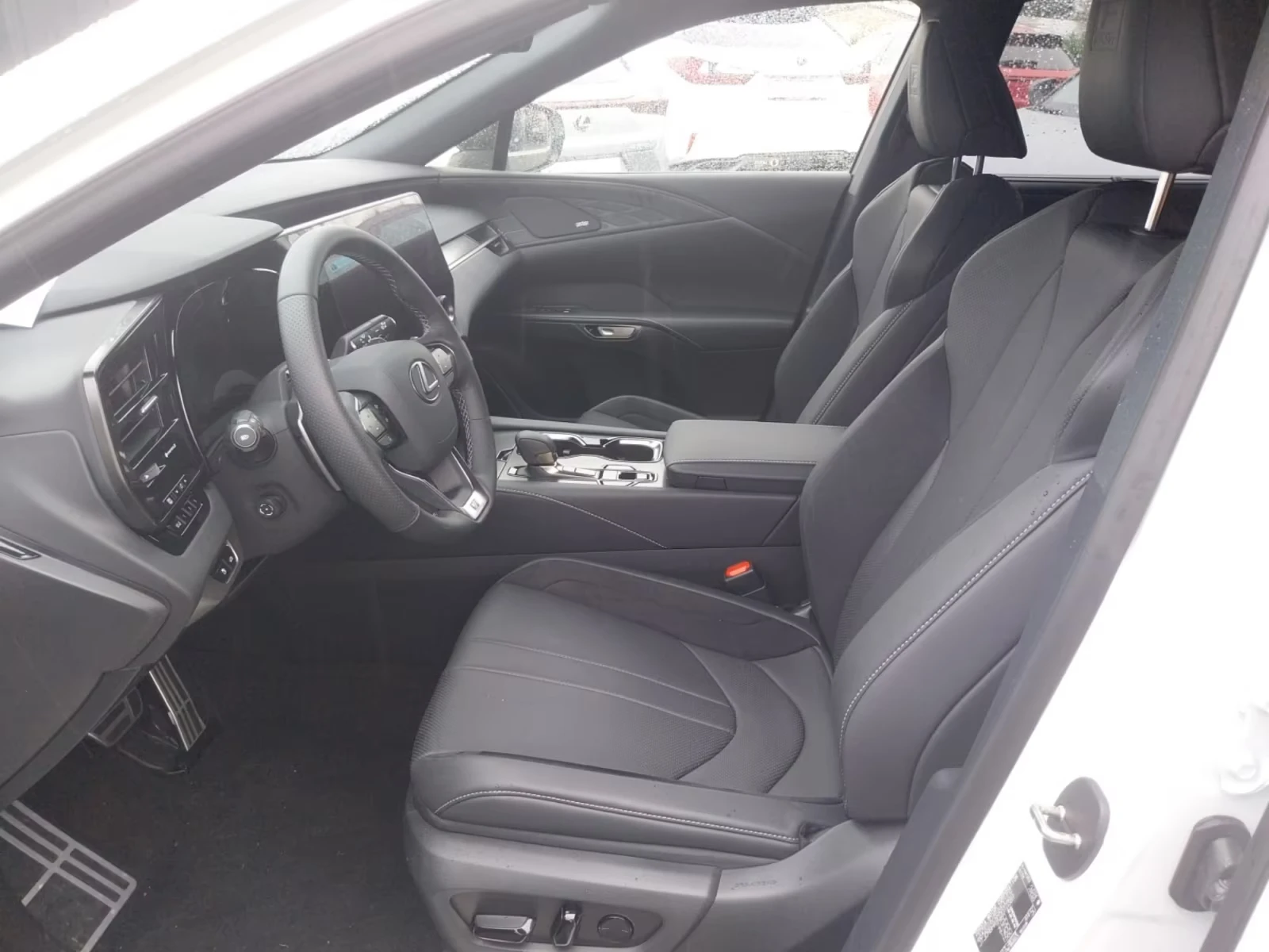 Lexus RX 500h НОВ!/F-SPORT/371HP/4x4/PERF/MARKLEV./PANO/360/112d - изображение 9