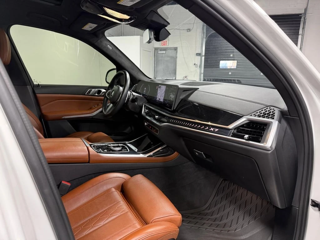 BMW X7 * xDrive40i * CARFAX * ��� ������������ ������ | Mobile.bg � ����������� 16
