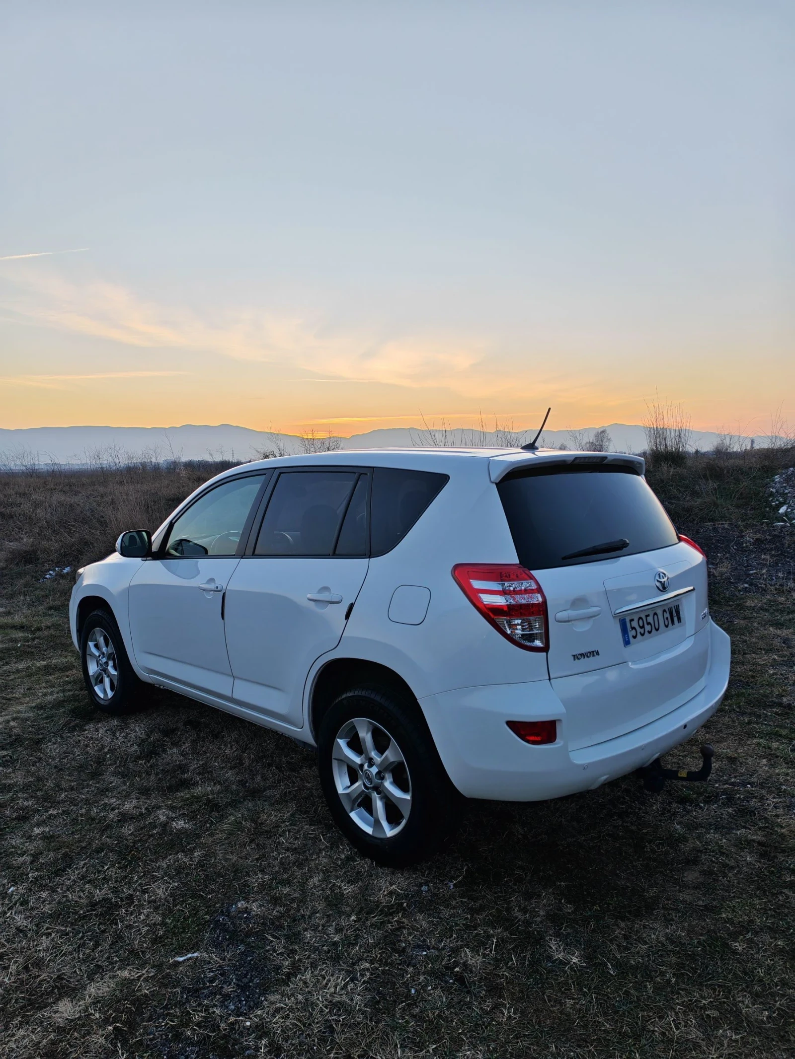 Toyota Rav4 2.2  D4D | Mobile.bg � ����������� 13