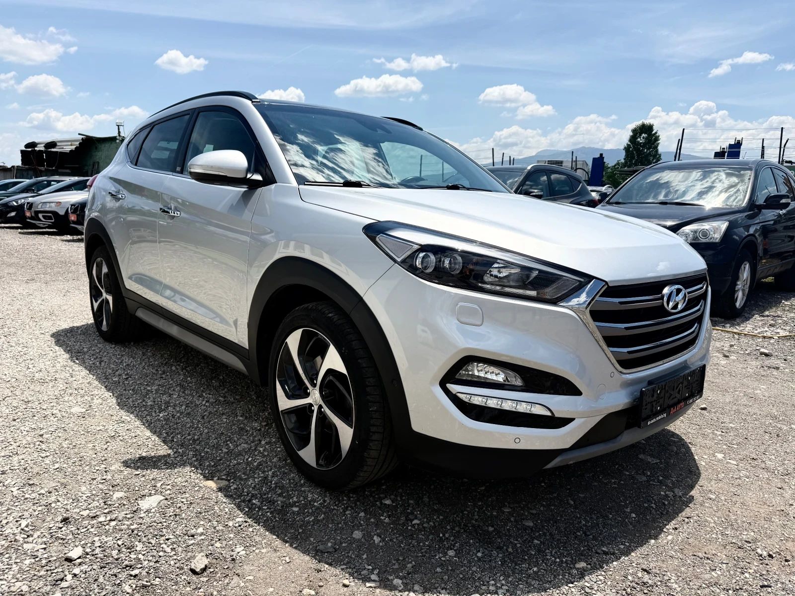 Hyundai Tucson 2.0CRDI 185к.с Швейцария 122500км.4WD