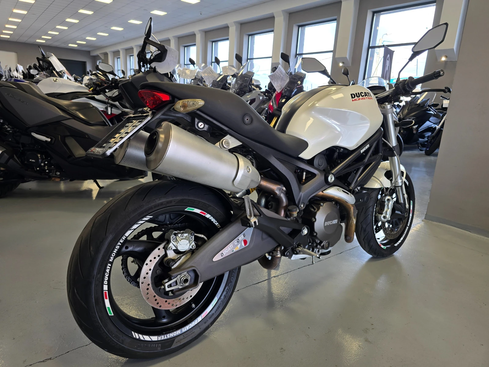 Ducati Monster 696ie, White Pearl! | Mobile.bg � ����������� 3