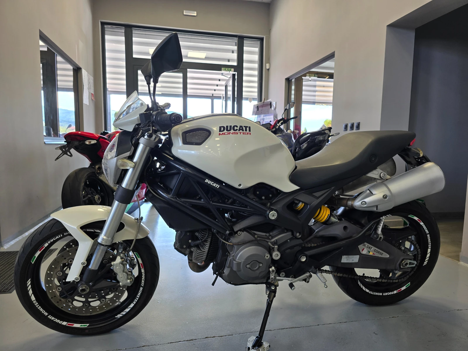 Ducati Monster 696ie, White Pearl! | Mobile.bg � ����������� 6