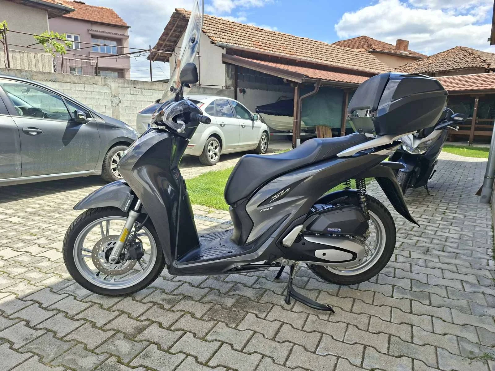 Honda Sh 150, снимка 4 - Мотоциклети и мототехника - 54411102