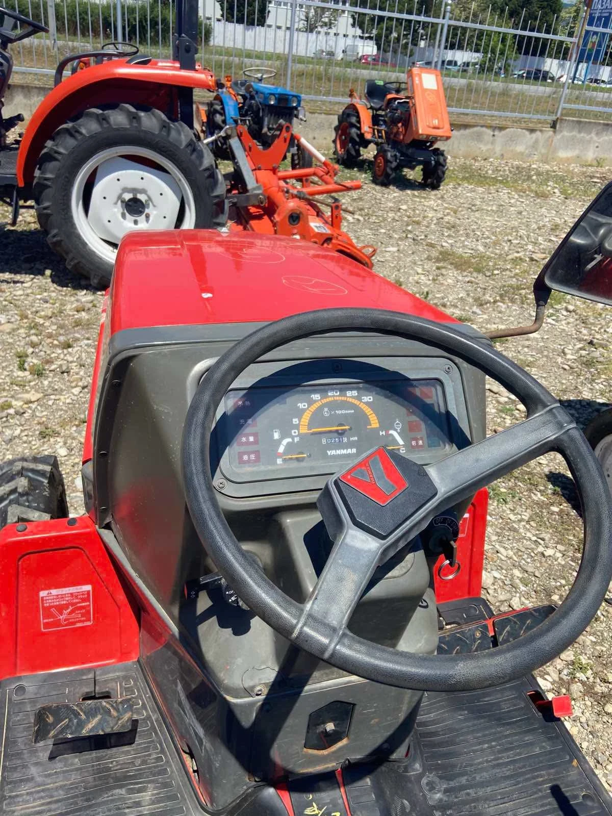 Трактор Yanmar, снимка 4 - Селскостопанска техника - 55006738