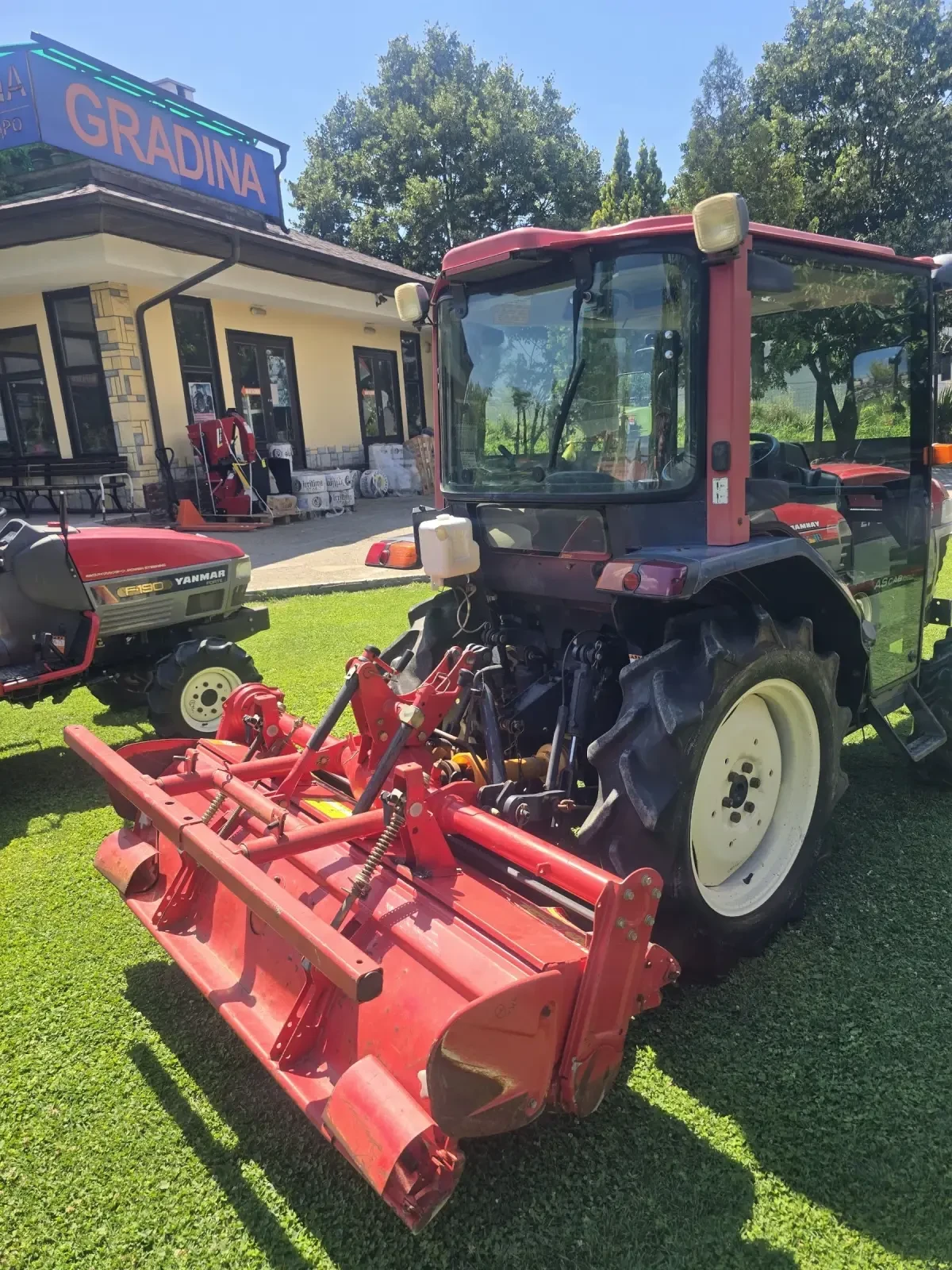 Трактор Yanmar Ef 324, снимка 3 - Селскостопанска техника - 55189468